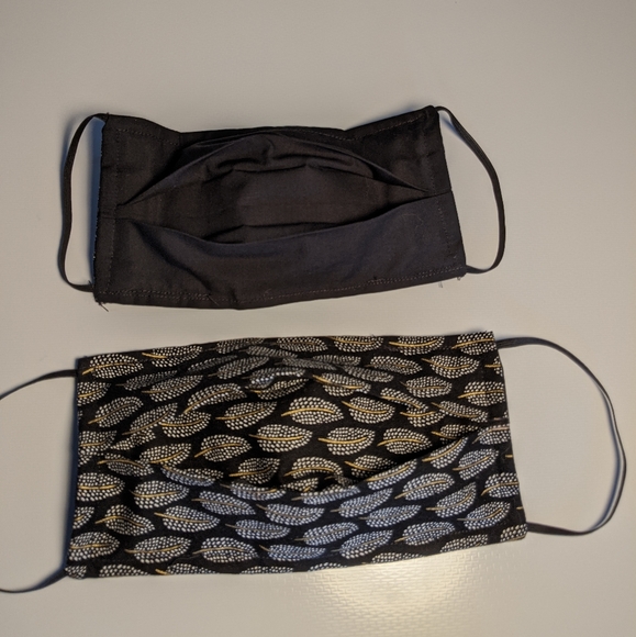 Petit Cheval Accessories - 2/22$ Mix them up! Face mask